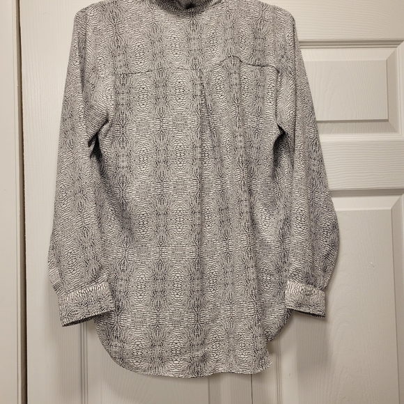 Professional blouse - Picture 3 of 4